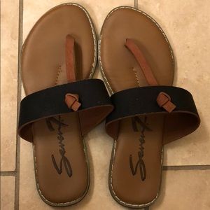 Seven7 flip flops